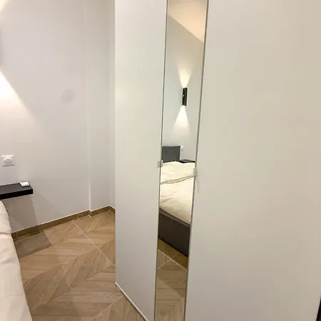 T2 Luxe 100m Port 2toulon Clim Wifi Fibre Smarttv Appartamento Tolone